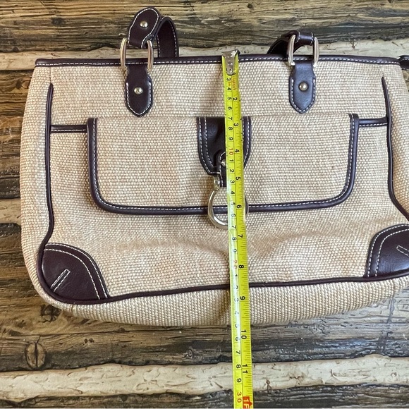 Etienne Aigner woven tan jute handbag with burgundy trim - Picture 5 of 16